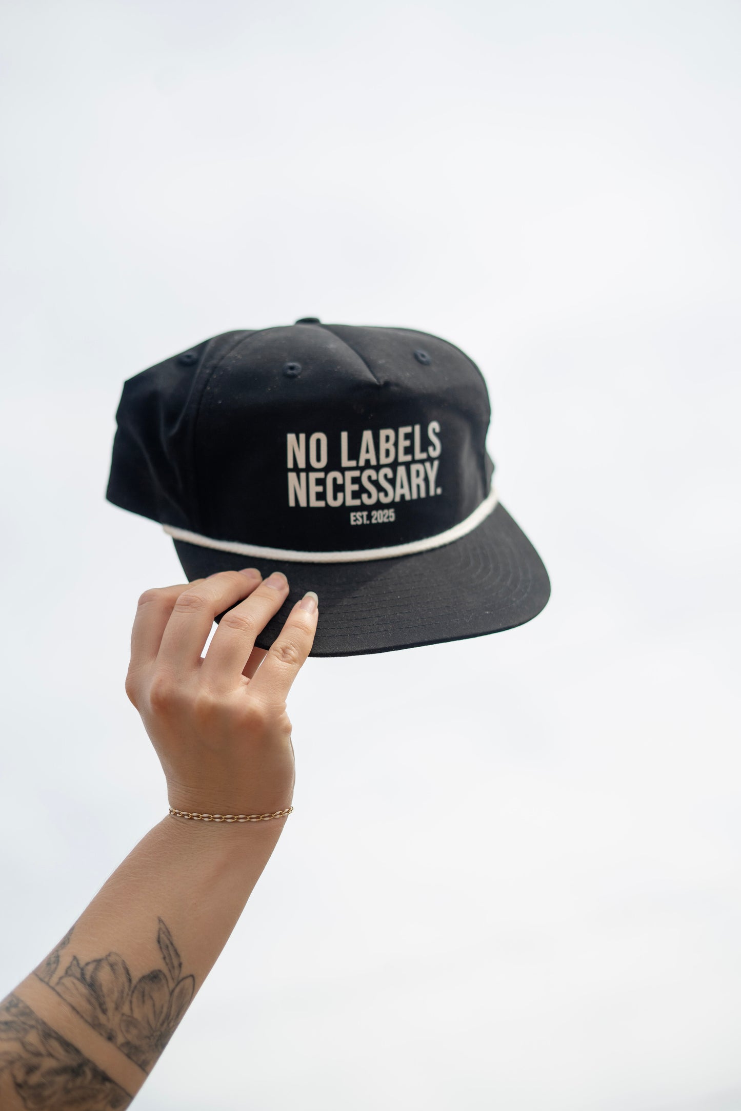 No Labels Essential Snapback Black/White