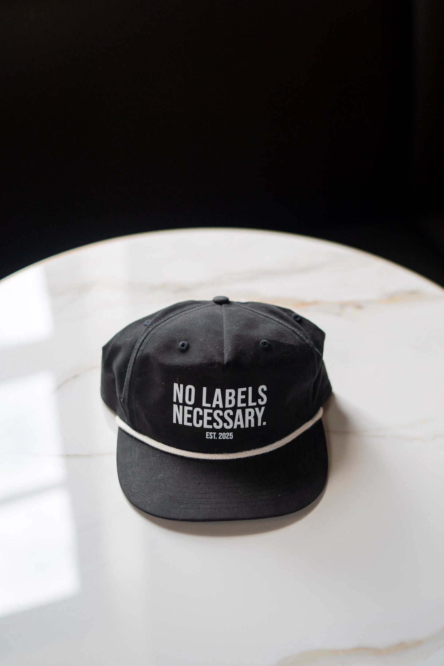 No Labels Essential Snapback Black/White